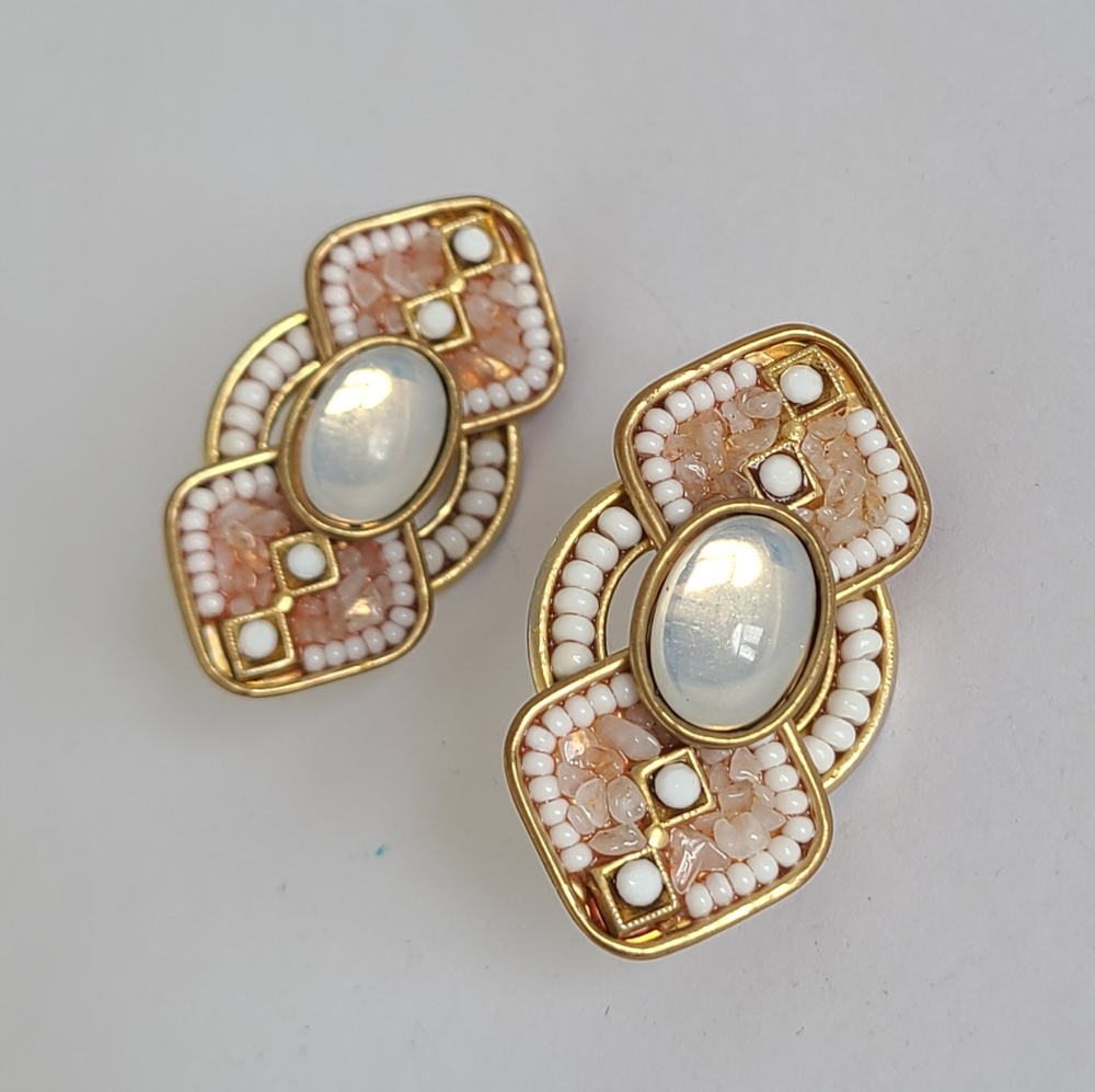 Vintage Art Deco Beaded Boho Gemstone Ethnic Long Gold Clip On Earrings